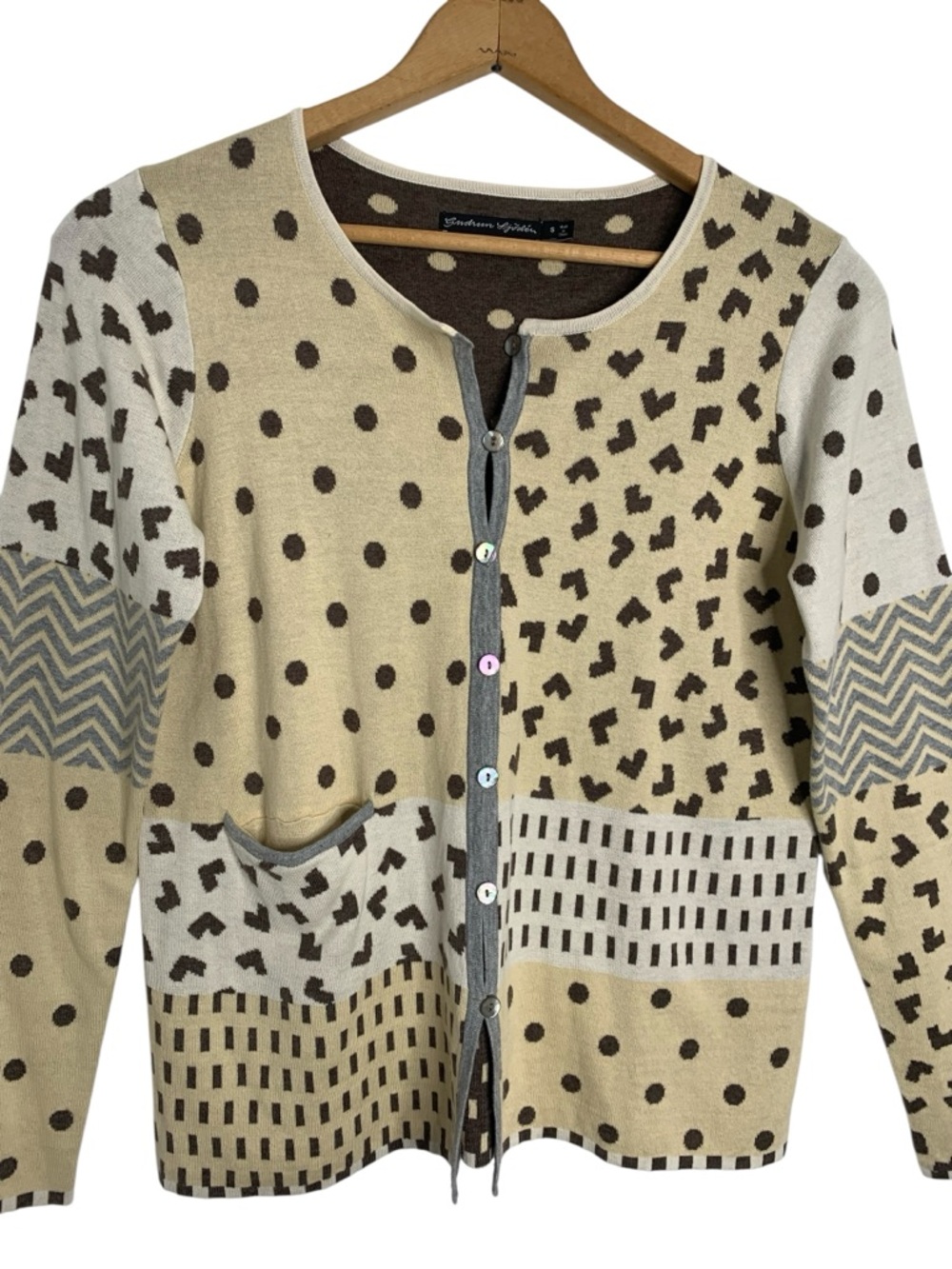 Gudrun Sjõdén size Small 100% Organic Cotton Beige Gray Cardigan Artsy. FLaW